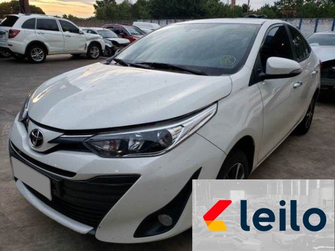 TOYOTA YARIS SEDAN 19/19