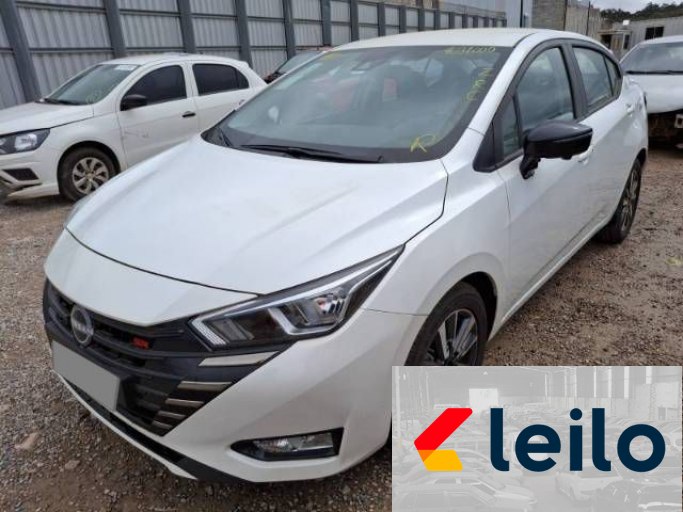 NISSAN VERSA 24/25