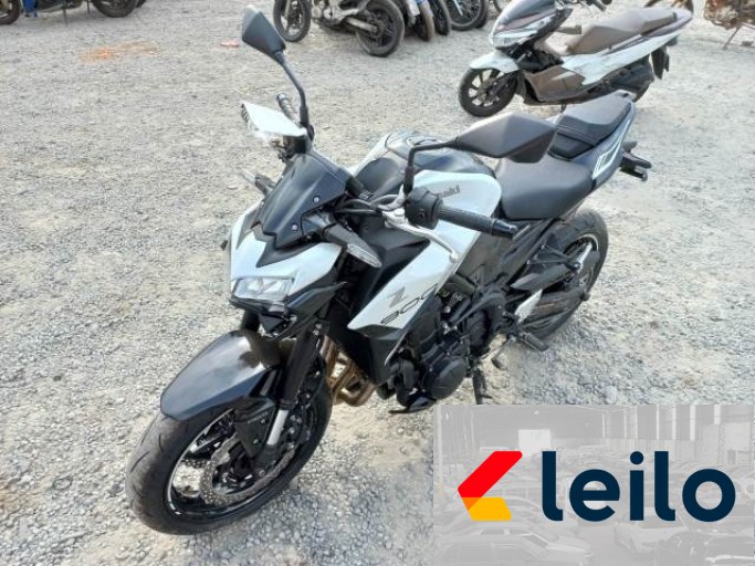KAWASAKI Z900 22/22