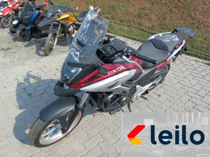 HONDA NC 750X 18/18