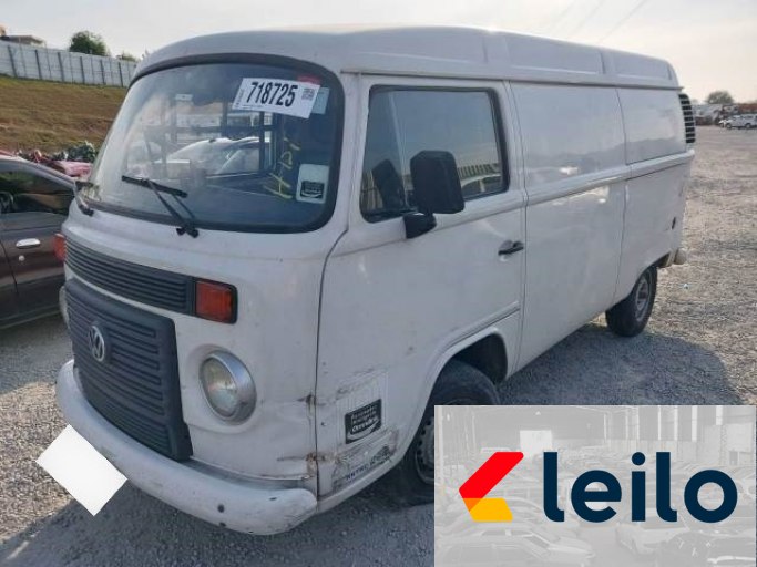 VOLKSWAGEN KOMBI 13/14