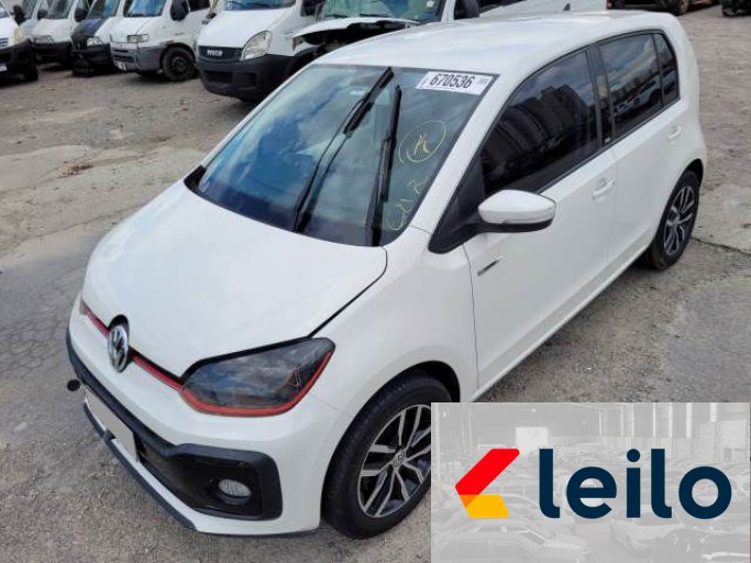 VOLKSWAGEN UP 17/18