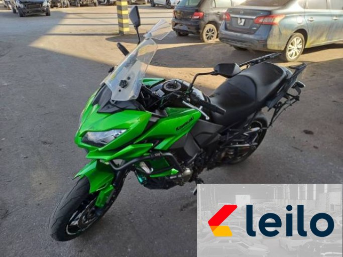 KAWASAKI VERSYS 17/17
